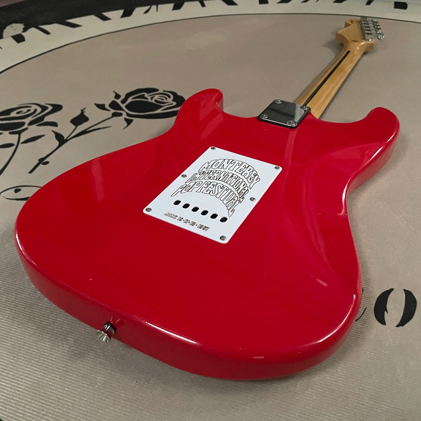 6 strings electric guitar sss guitars red and white gradient electric guitarra