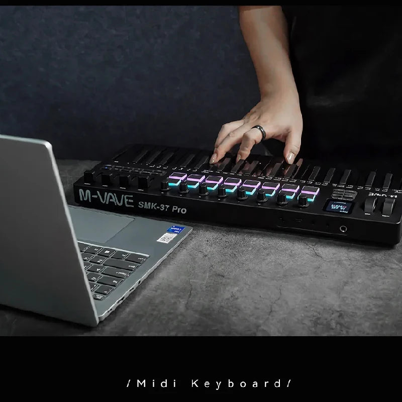 M-VAVE SMK-37 Keyboard Black MIDI Controller 37 Key 16 RGB Pads&8 Knobs Supports Wireless Connection Systems Software Operation