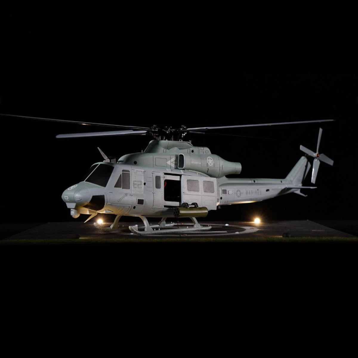 Goosky E2 UH-1Y Venom GPS Helicopter - RTF (Mode 2) with Carrying Case